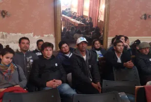 La Juventud del Partido Fe presente en el Salón Dorado de la Municipalidad. Foto: Visión Regional